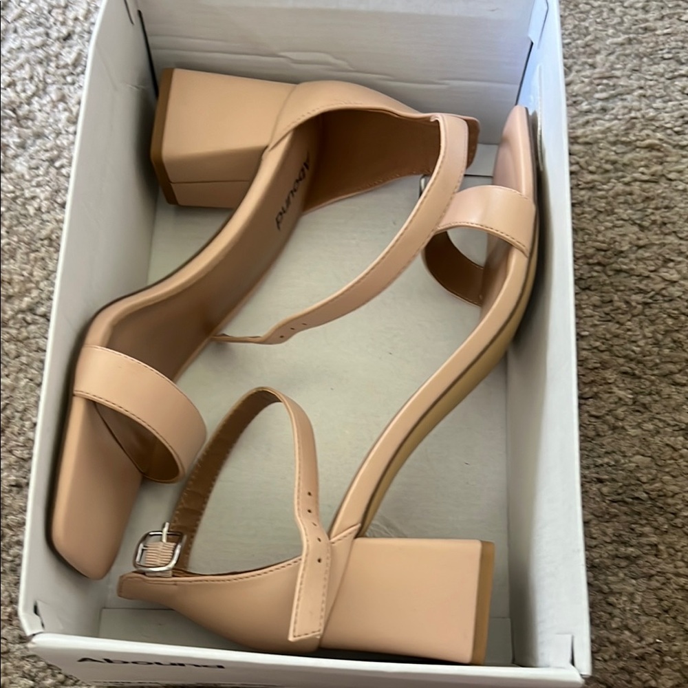 Aldo Women's Tan Block Heel Sandals